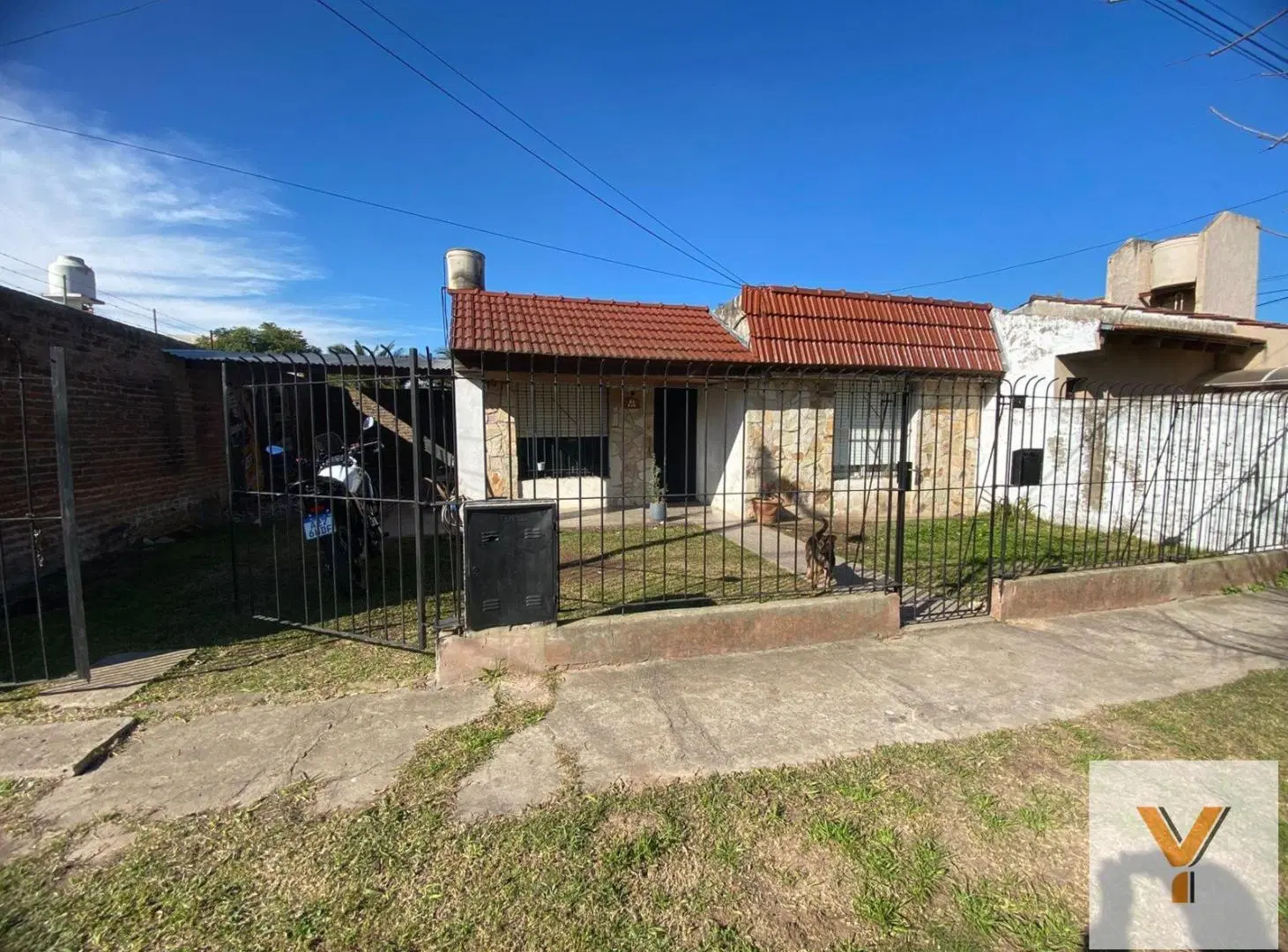 Casa en Venta - 2 Dormitorios 1 Baño - 244.6mts - La Plata 1