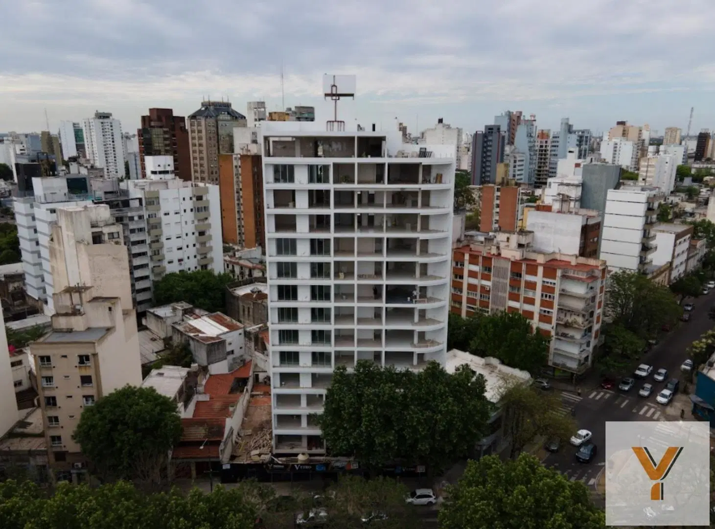 Penthouse venta 3 dormitorios-242 mts 2 totales  - La Plata-Construcción-Emprendimiento. 2