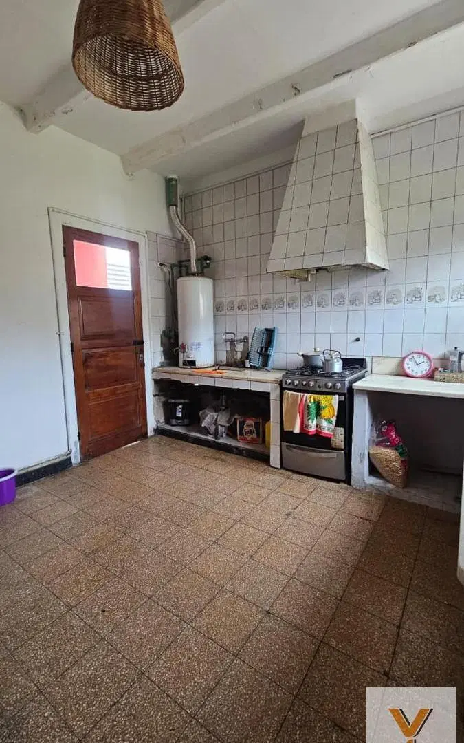 PH en Venta - 3 Dormitorios 1 Baño - 180.7mts - La Plata 2