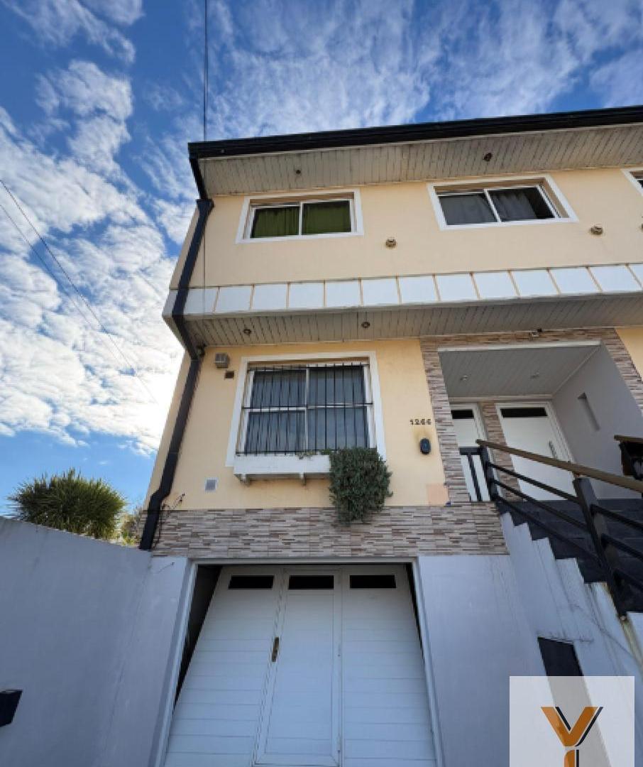 Casa en Venta - 3 Dormitorios 3 Baños - 461mts - Mar Del Plata