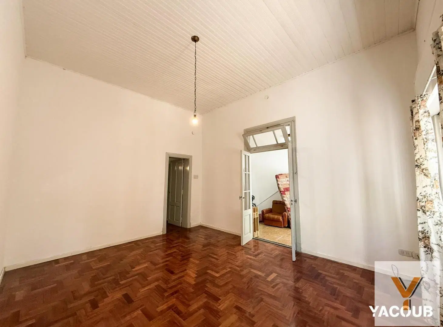 Casa en venta - 3 Dormitorios 1 Baño - La Plata 2