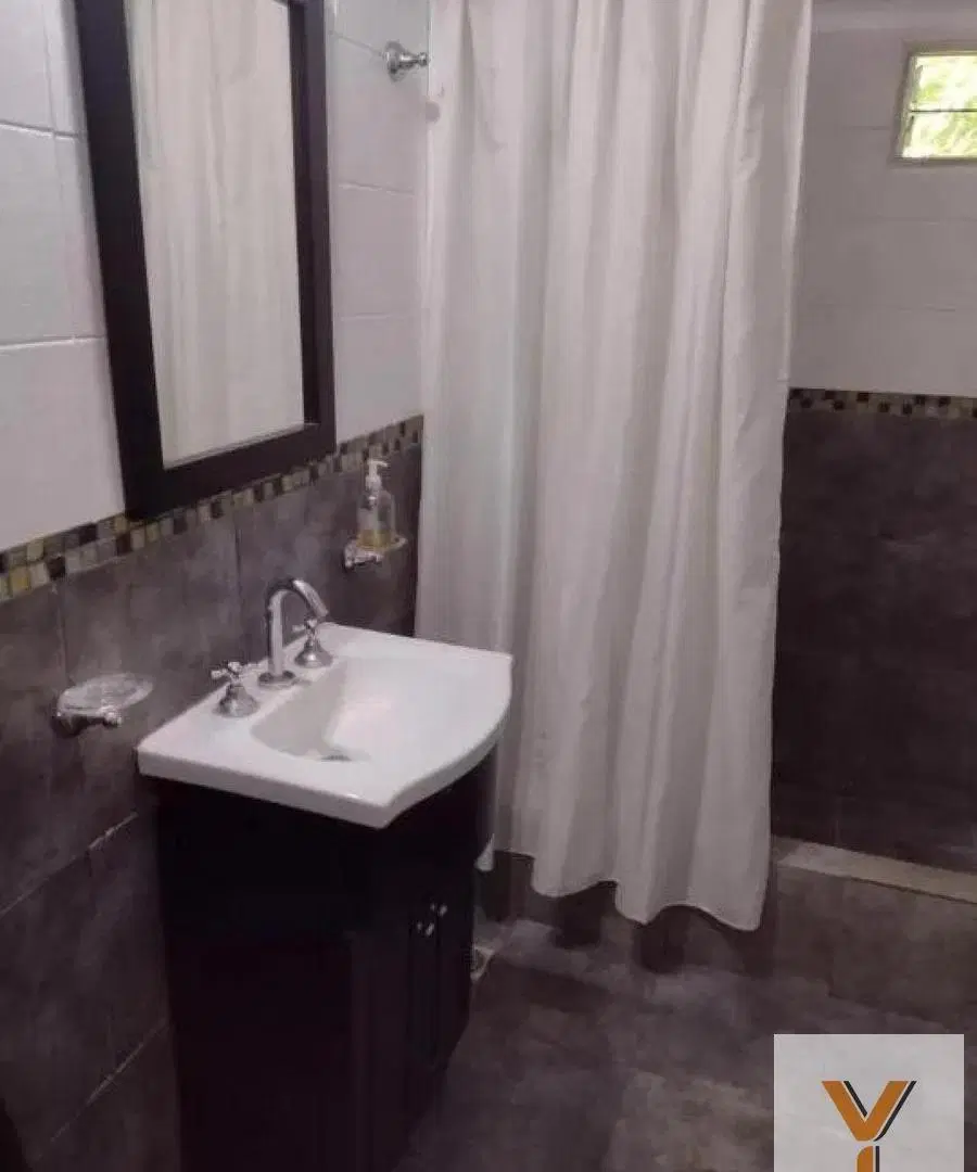 Casa Quinta en venta - 4 Dormitorios 2 Baños - Presidente Perón 4