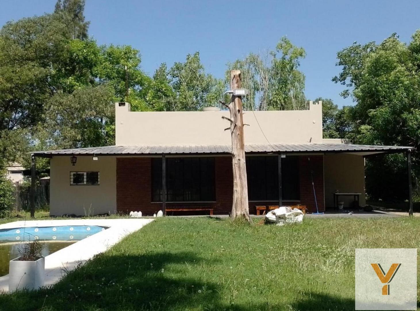Casa Quinta en venta - 4 Dormitorios 2 Baños - Presidente Perón