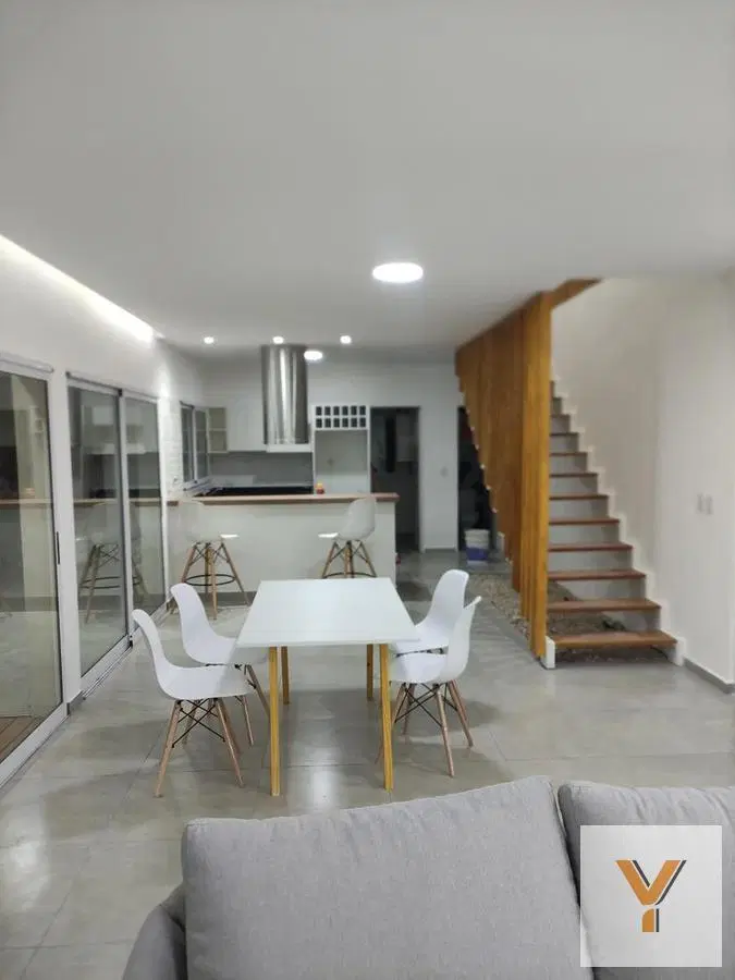Casa en venta - 3 Dormitorios 3 Baños 2 Cocheras - 211Mts2 - Horizontes al Sur 4