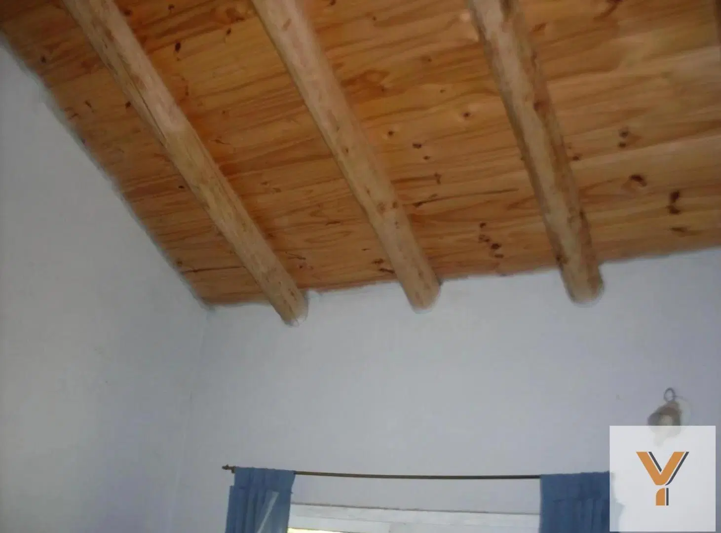Casa en venta - 3 Dormitorios 2 Baños - Mendoza 1