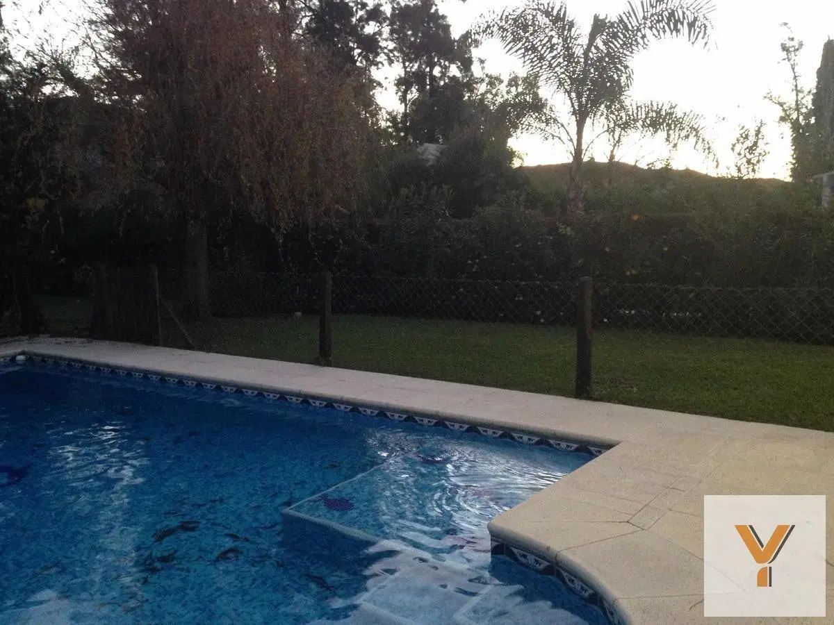 Casa en venta - 3 Dormitorios 3 Baños 2 Cocheras - 450Mts2 - La Candela, Pilar 2