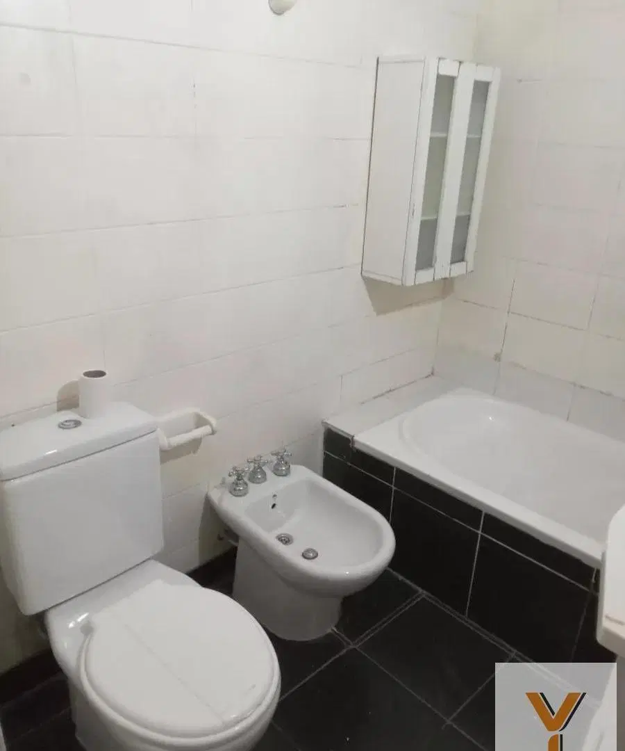 Departamento en venta - 2 Dormitorios 2 Baños - 70Mts2 - Flores 3