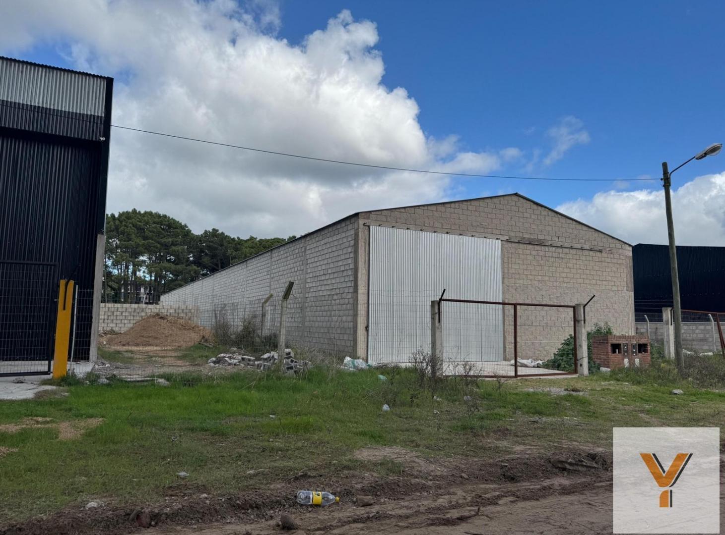Depósito en venta - 1 Ambiente - Ostende