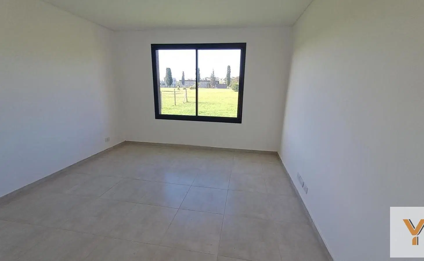 Casa en venta - 3 Dormitorios 2 Baños - Pinamar 5