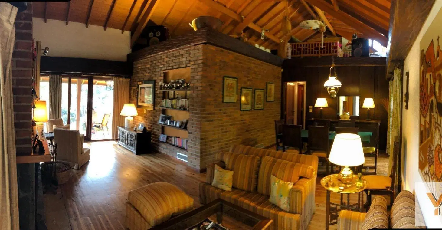 Casa en venta - 4 Dormitorios 4 Baños - 983mts2 - Pinamar 5
