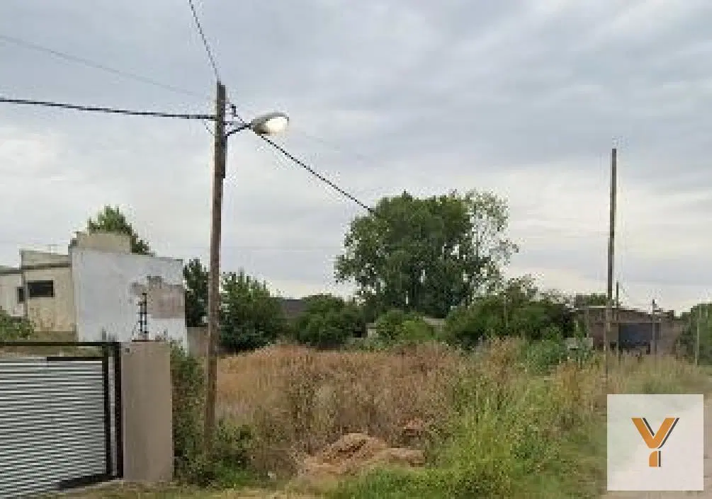 Terreno en venta - 300Mts2 - San Carlos, La Plata 2
