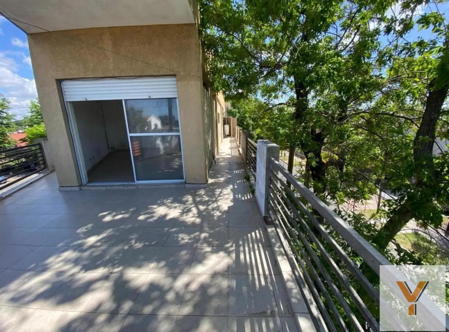 Departamento en Venta - 2 Dormitorios 1 Baño - 90mts - Almirante Brown 2