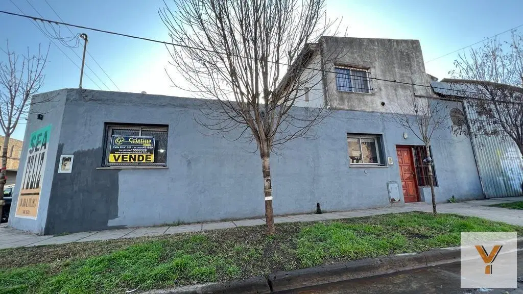 Galpón en venta - 4 Ambientes - Mercedes 2