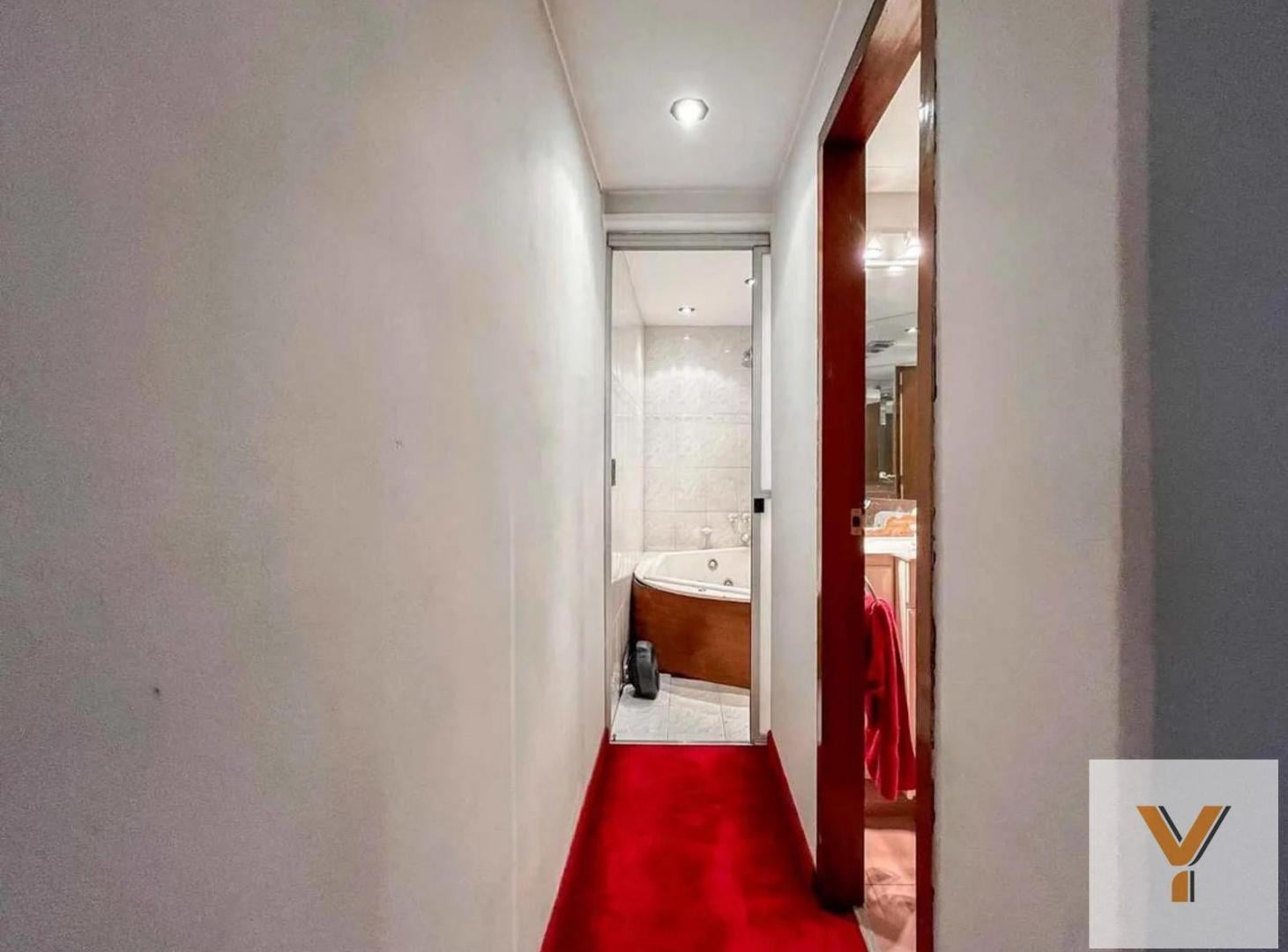 Casa en venta - 4 Dormitorios 4 Baños - La Plata