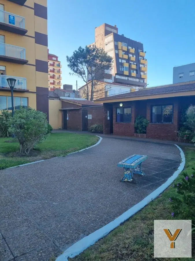 Monoambiente en venta - 1 dormitorio 1 baño - Cochera - 26 mts2 - San Bernardo Del Tuyu 1