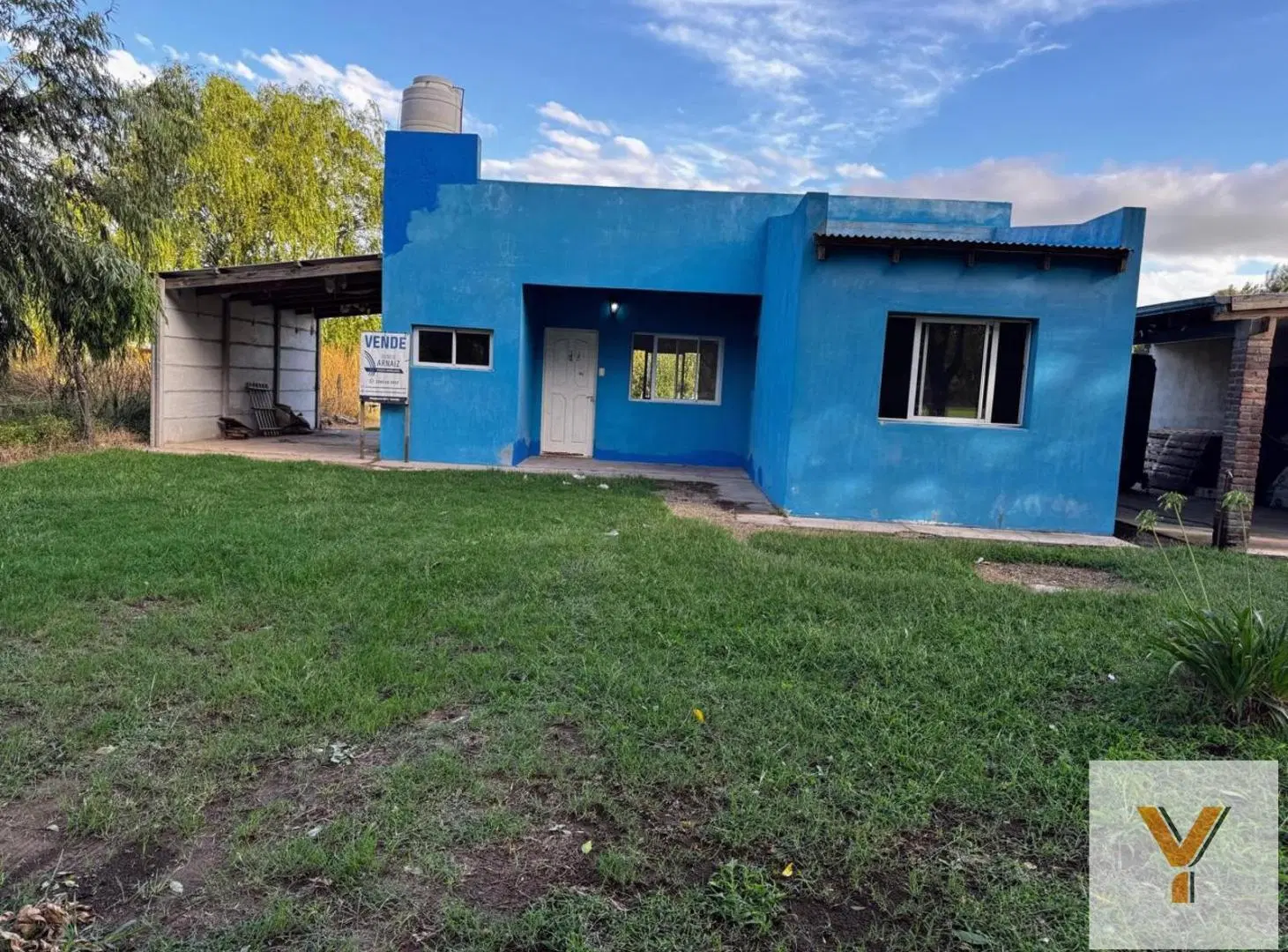Casa en venta - 2 Dormitorios 1 Baño - Saladillo 2