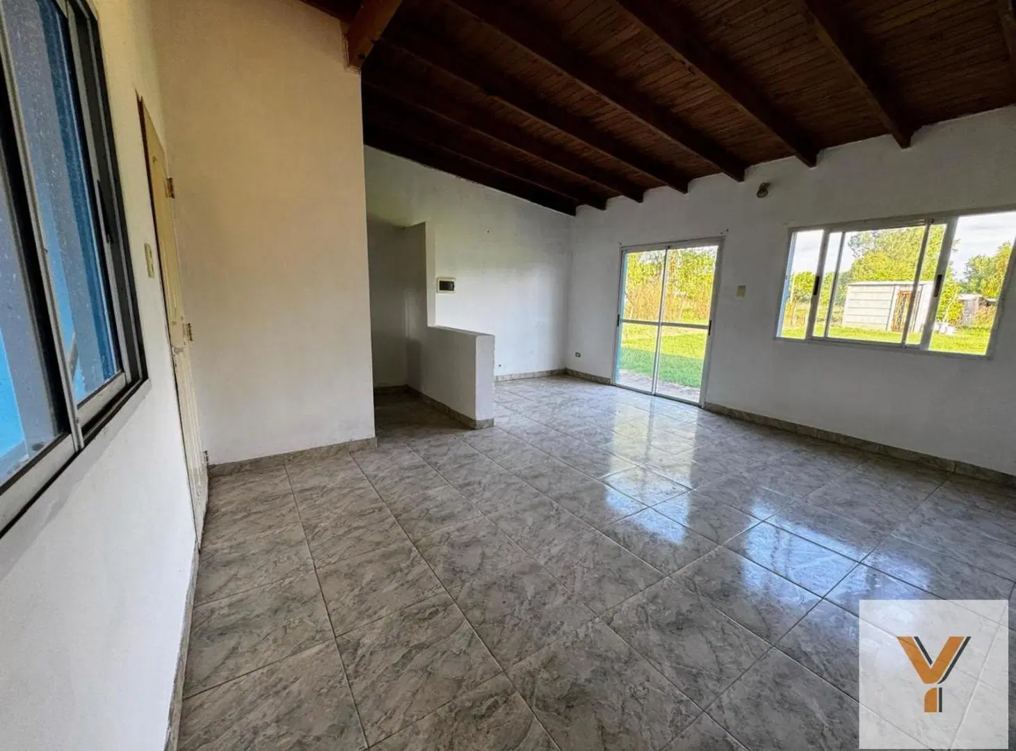 Casa en venta - 2 Dormitorios 1 Baño - Saladillo 4