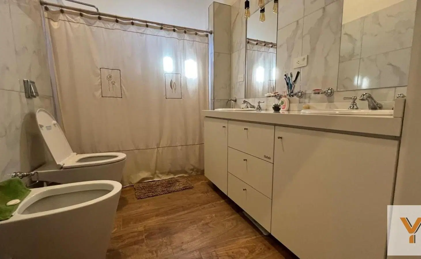 Quinta en venta - 6 Dormitorios 4 Baños - Suipacha 2