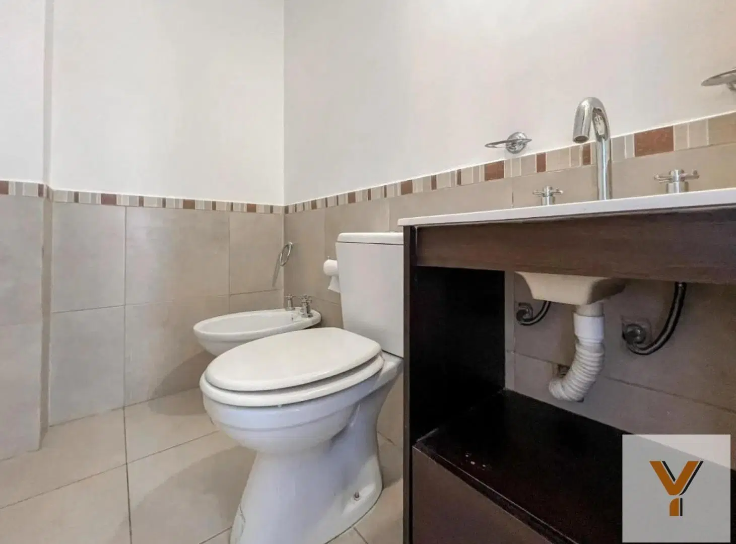 Departamento en Venta - 3 Dormitorios 2 Baños - 270mts - La Plata 1