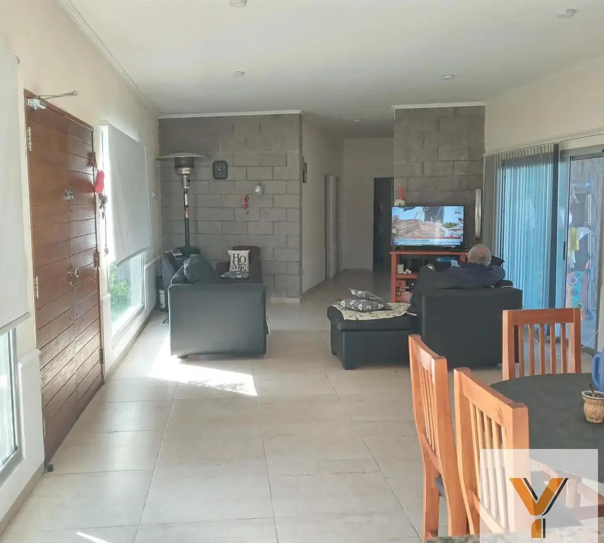 Casa en venta - 3 Dormitorios 2 Baños - Presidente Perón 5