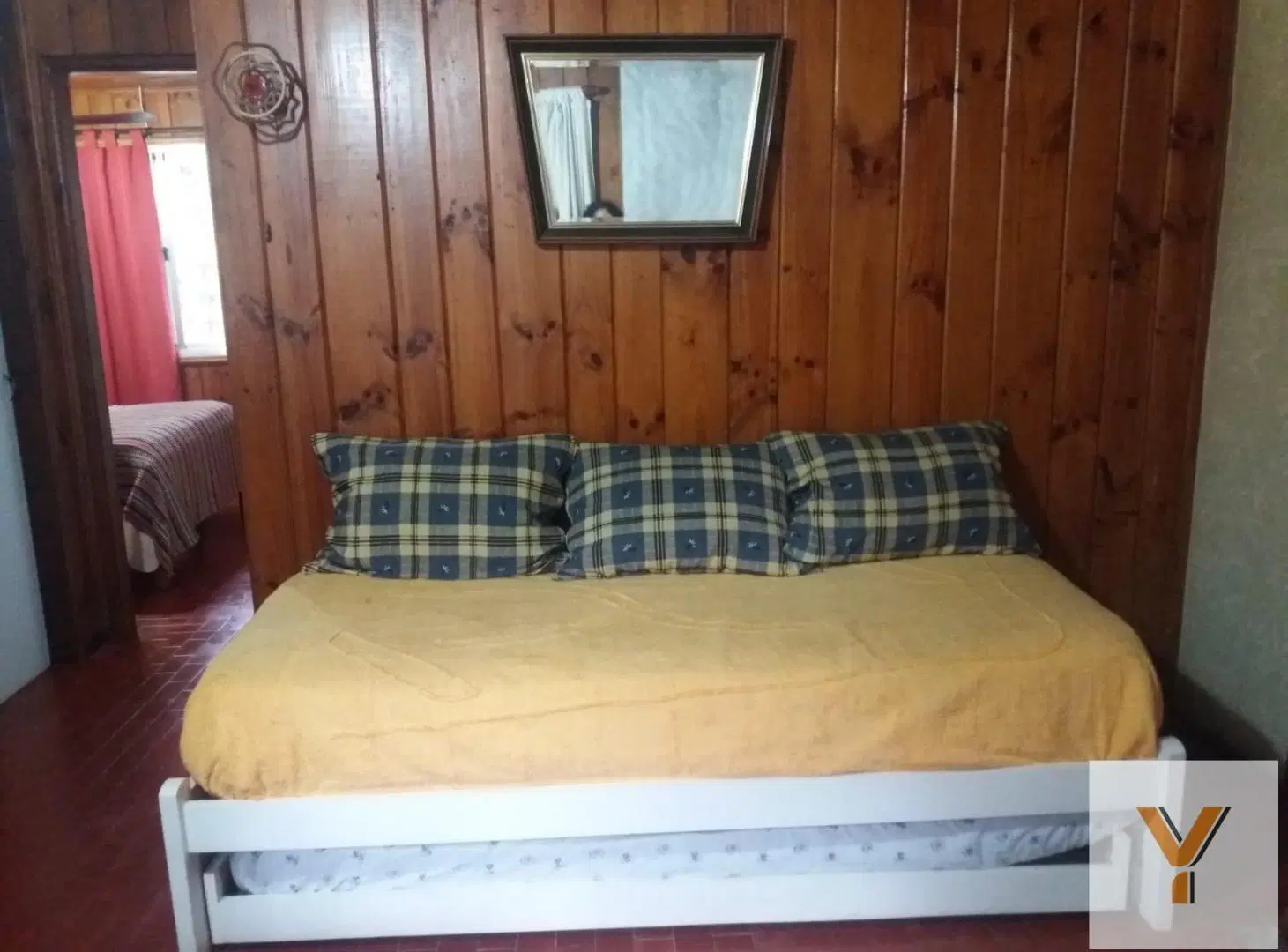 Casa en venta - 2 Dormitorios 1 Baño - Arturo Seguí 2