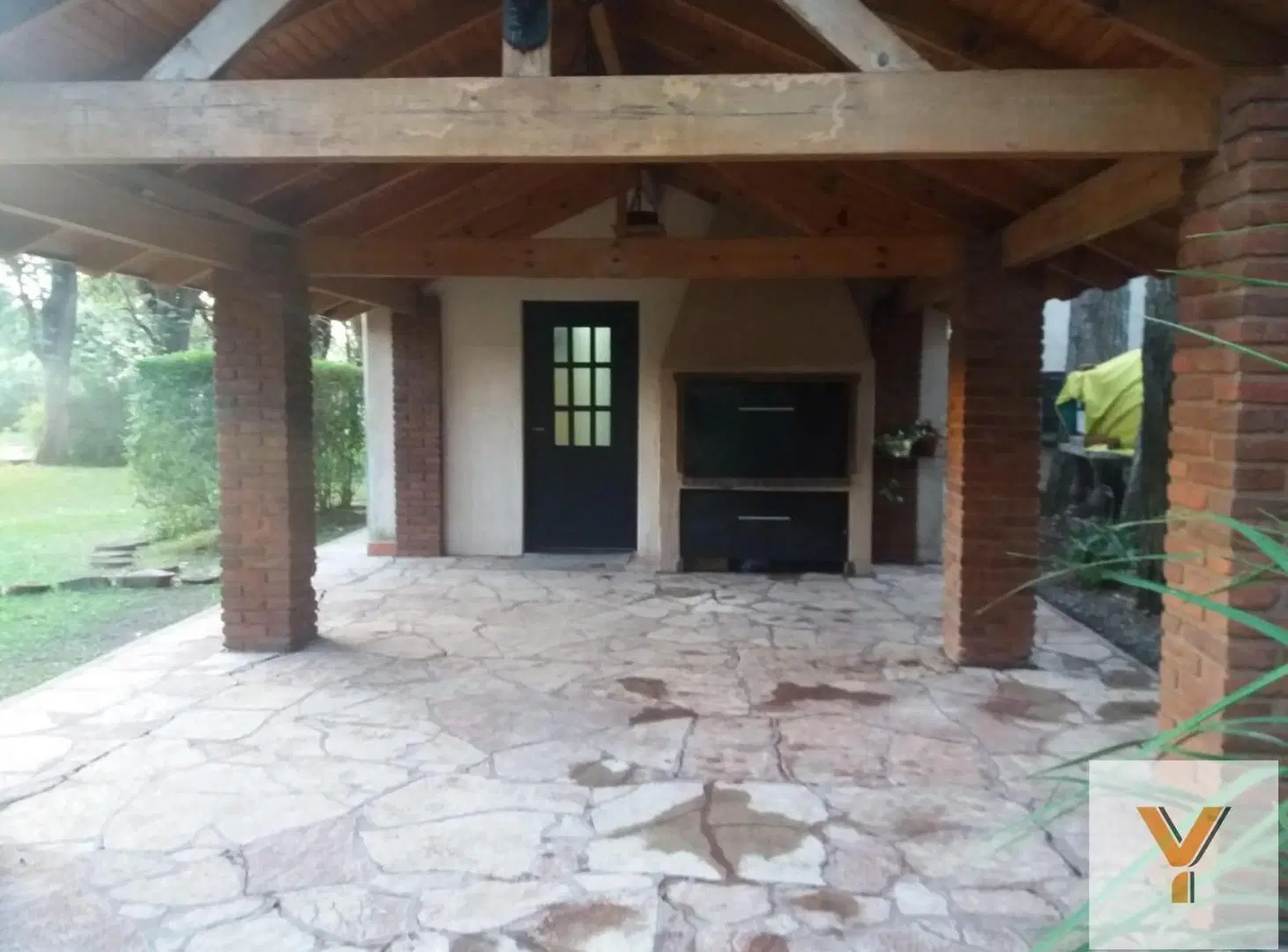 Casa en venta - 2 Dormitorios 1 Baño - Arturo Seguí 5