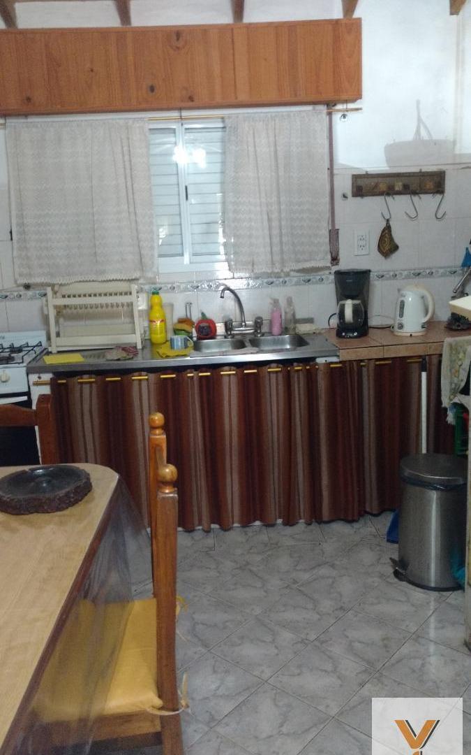 Foto de Casa en venta - 4 Dormitorios 2 Baños - Cochera - 629Mts2 - Mar del Tuyú, imagen 1