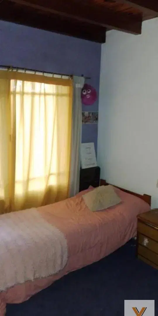 Casa en venta - 4 Dormitorios 3 Baños - Cocheras - 900Mts2 - Bella Vista 5