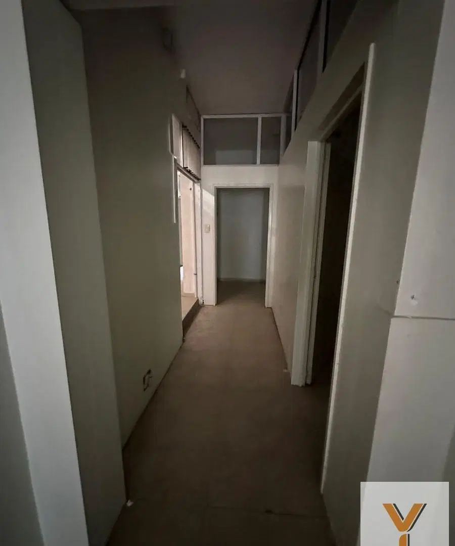 Edificio comercial en venta - 2 Salas de Espera 6 Consultorios - 333Mts2 - La Plata 5