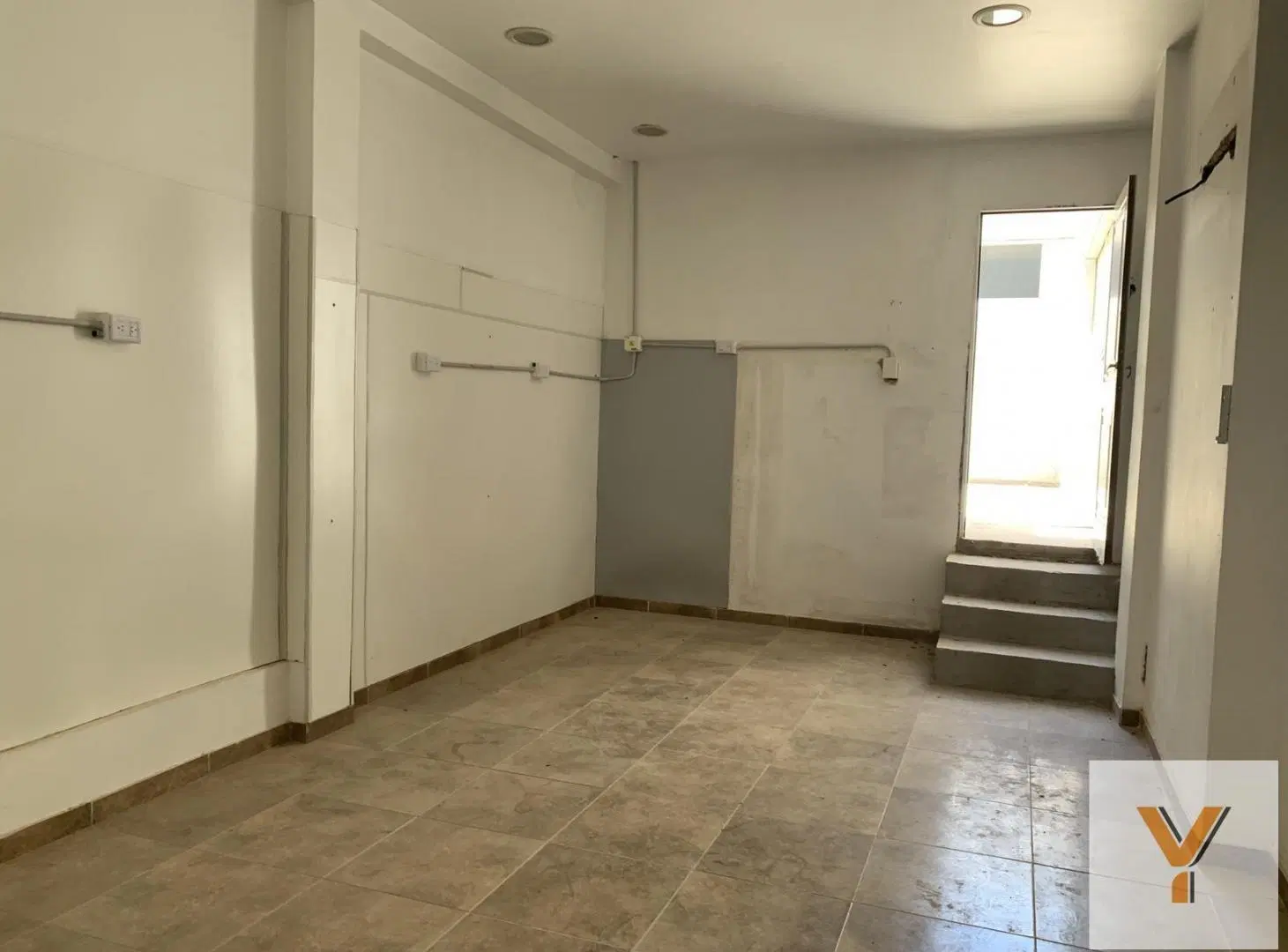 Edificio comercial en venta - 2 Salas de Espera 6 Consultorios - 333Mts2 - La Plata 4