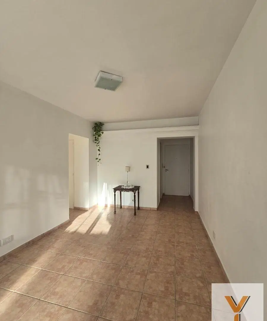 Departamento en venta - 2 Dormitorios 1 Baño - Monserrat 2