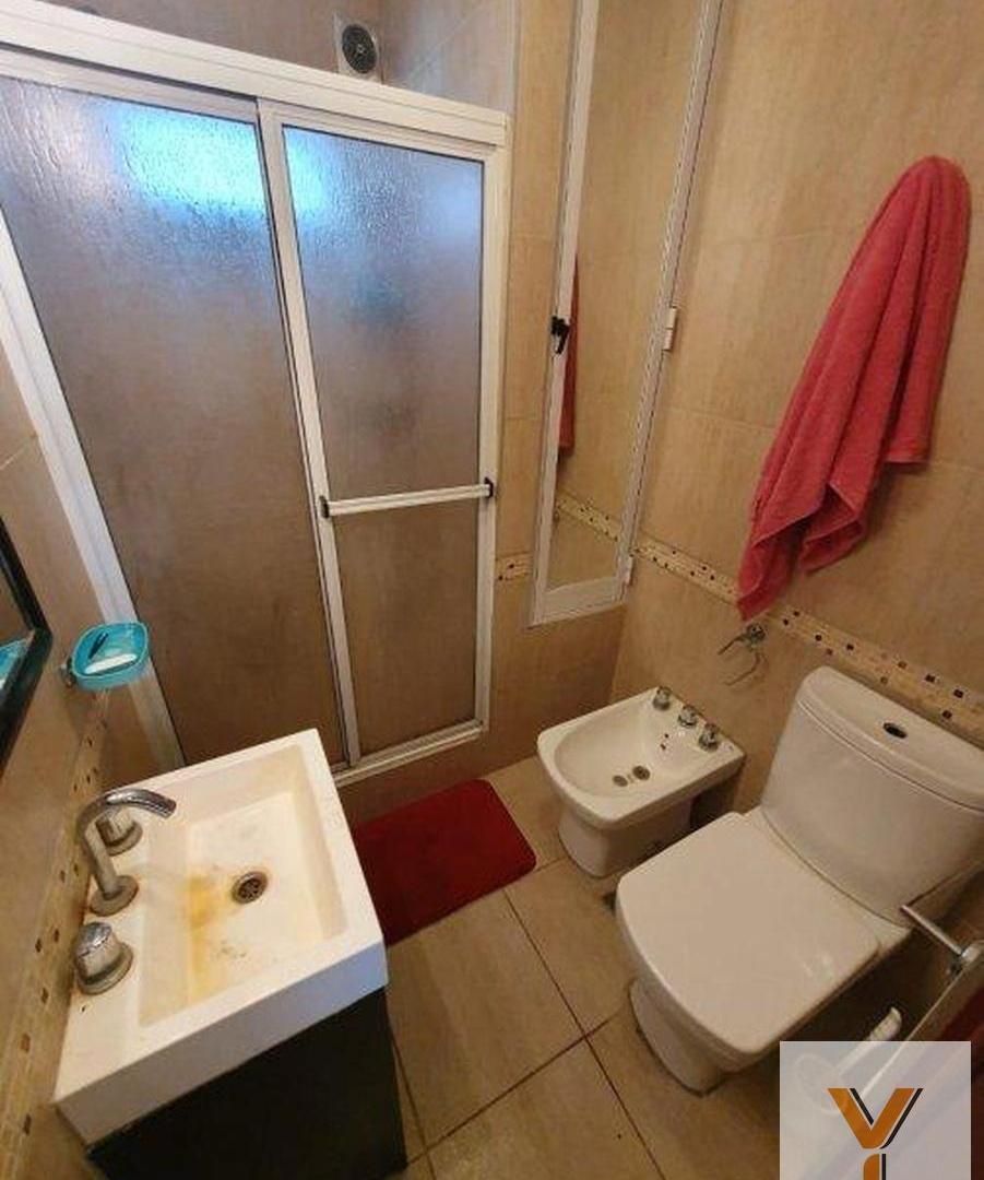 Casa en venta - 5 Dormitorios 2 Baños - Cocheras - 250Mts2 - Nueva Atlantis
