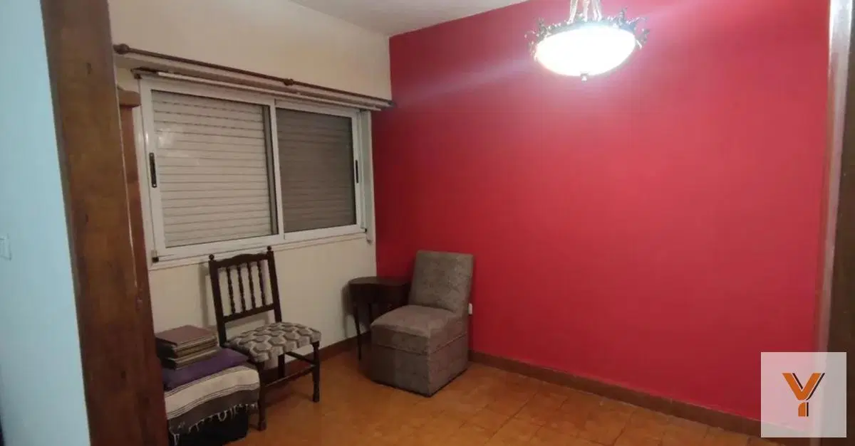 Casa en venta - 1 dormitorio 1 baño - 77,5mts2 - Bernal Oeste 3