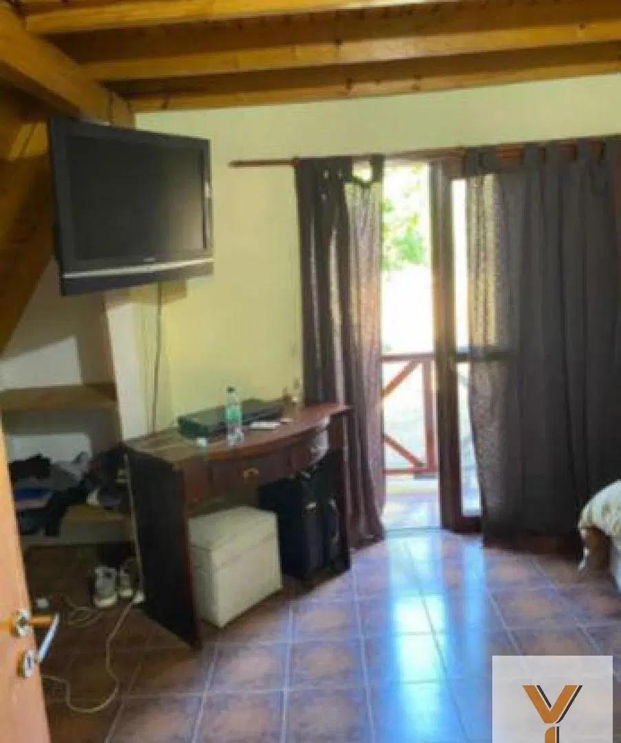 Casa en venta - 5 Dormitorios 2 Baños - 270Mts2 - La Lucila Del Mar 4