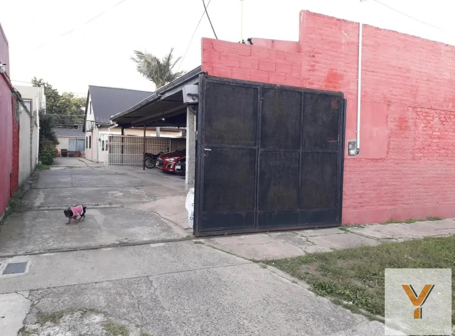 Casa en venta - 4 Dormitorios 2 Baños - Quilmes Oeste 2
