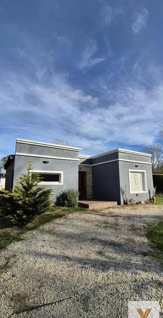 Casa en venta - 3 Dormitorios 2 Baños - Costa del Este 5