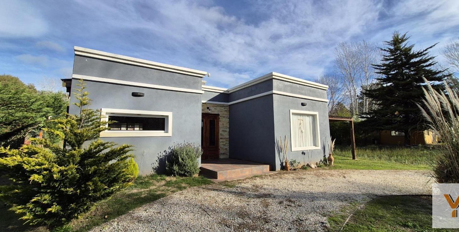 Casa en venta - 3 Dormitorios 2 Baños - Costa del Este