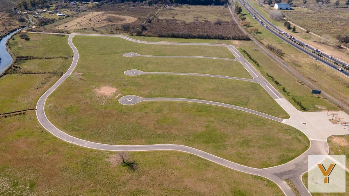 Terreno en venta - 1027Mts2 - Aluen, Tristán de Suarez