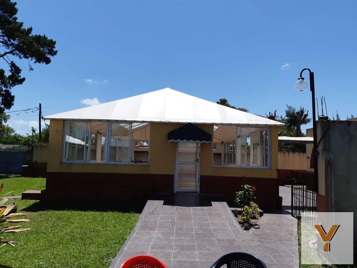 Quinta en venta - 8 dormitorios 5 baños - 600mts2 - La Plata 3