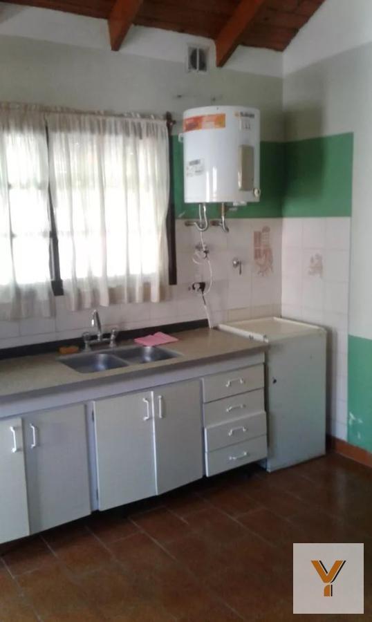 Foto de Quinta en venta - 8 dormitorios 5 baños - 600mts2 - La Plata, imagen 2