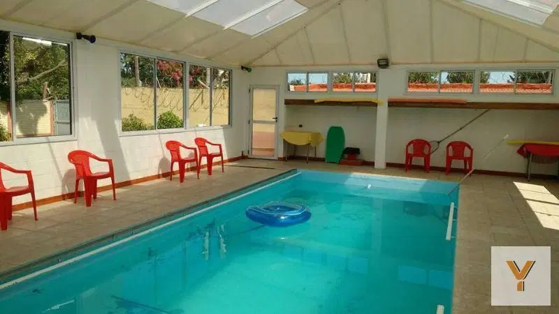 Quinta en venta - 8 dormitorios 5 baños - 600mts2 - La Plata 4