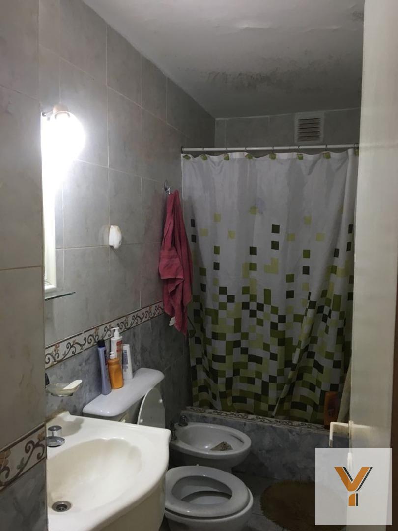 Foto de Departamento en venta - 2 Dormitorios 1 Baño - Cochera - 50Mts2, imagen 3