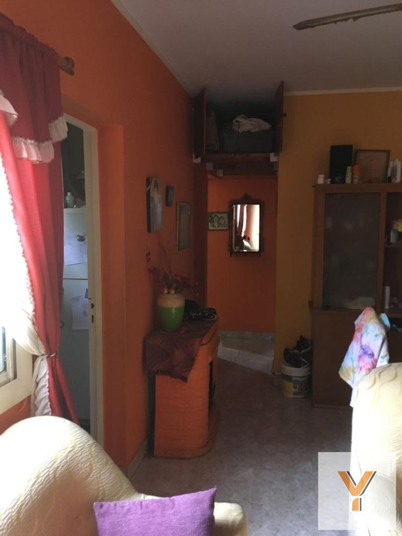 Foto de Departamento en venta - 2 Dormitorios 1 Baño - Cochera - 50Mts2, imagen 2