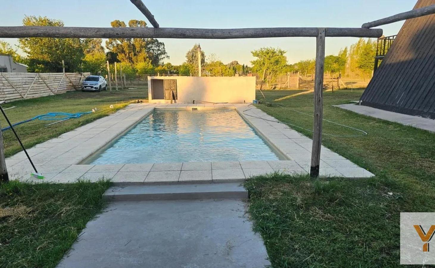 Casa en venta - 3 Dormitorios 2 Baños - Florencio Varela