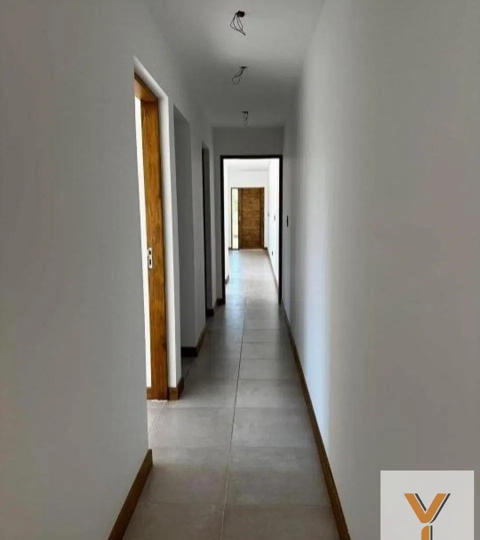 Casa en venta - 2 Dormitorios 1 Baño - Mendoza 5