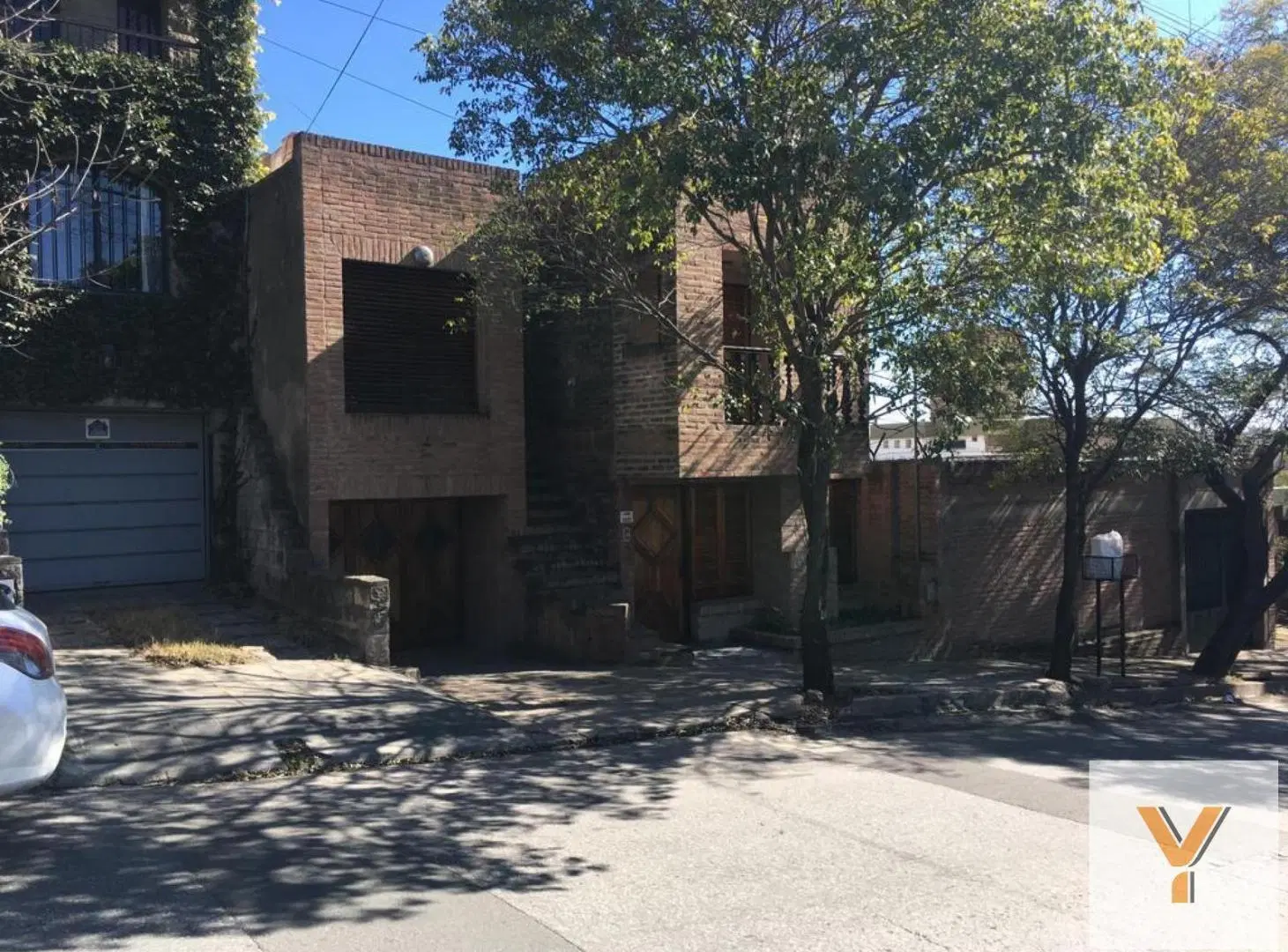 Casa en venta - 4 Dormitorios 3 Baños - Córdoba 4