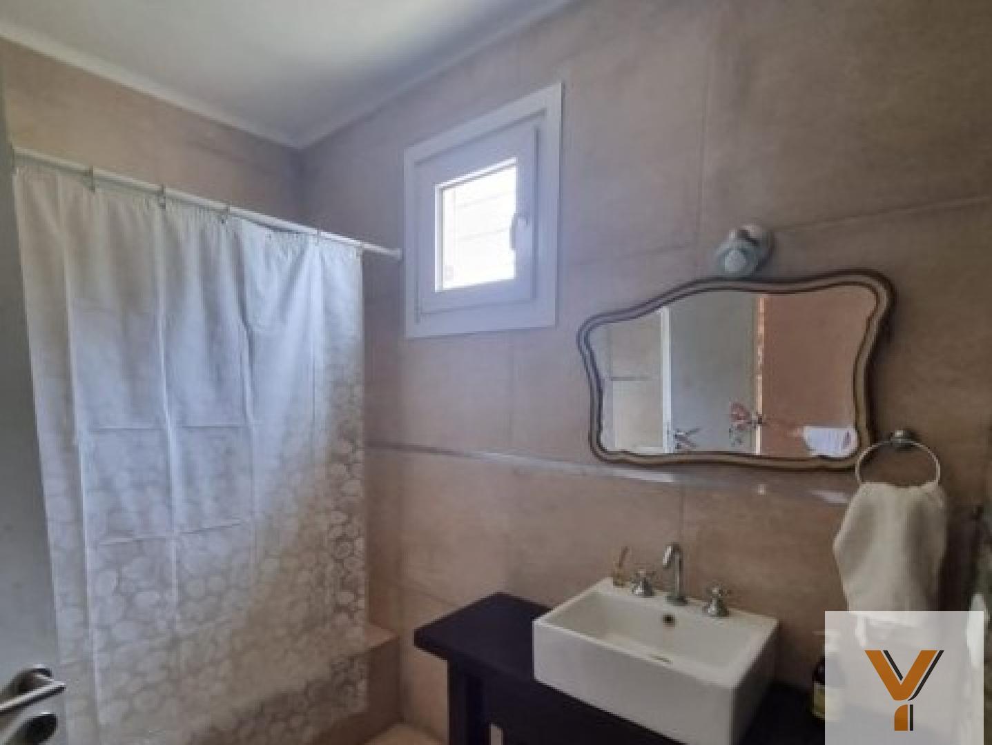 Casa en Venta - 2 Dormitorios 1 Baño - 2795mts2 - Tandil