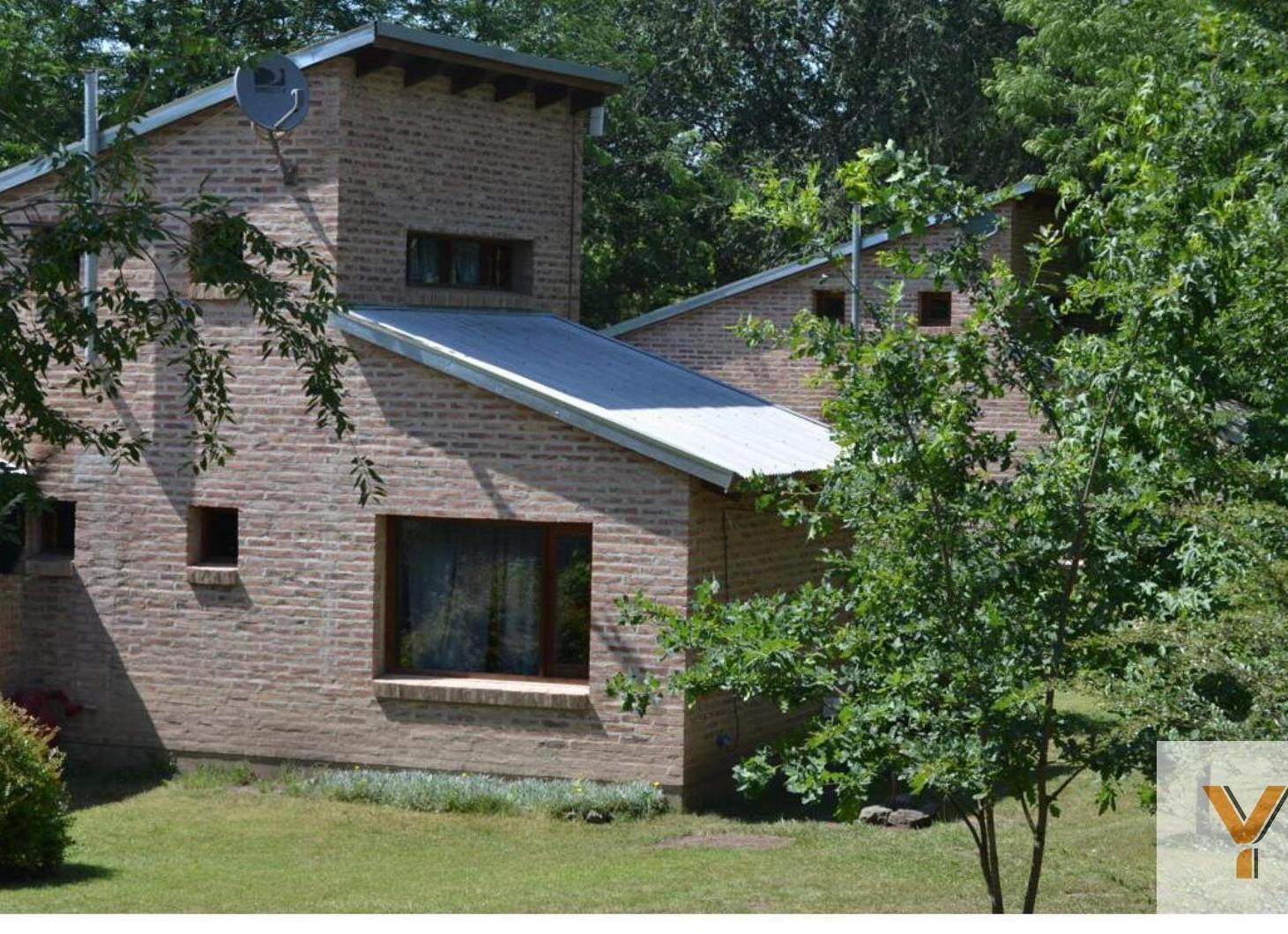 Hotel en Venta - 8 Dormitorios 5 Baños - 4722mts - Calamuchita
