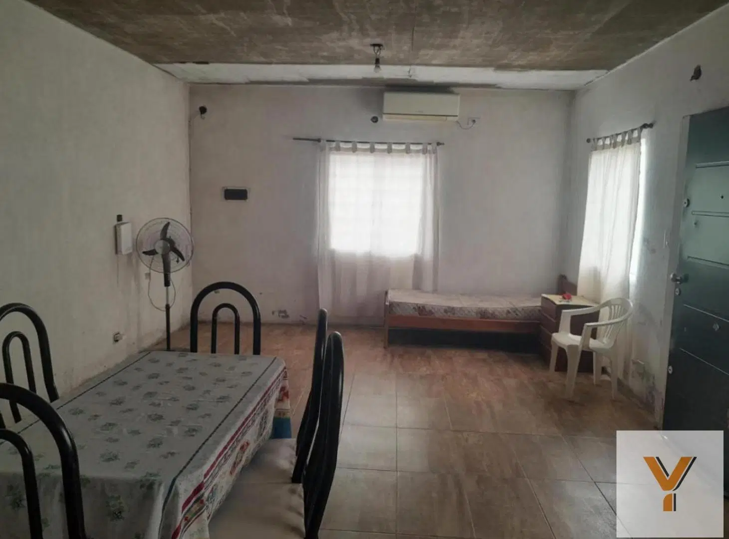 Casa en Venta - 3 Dormitorios 1 Baño - 215mts - Almirante Brown 4