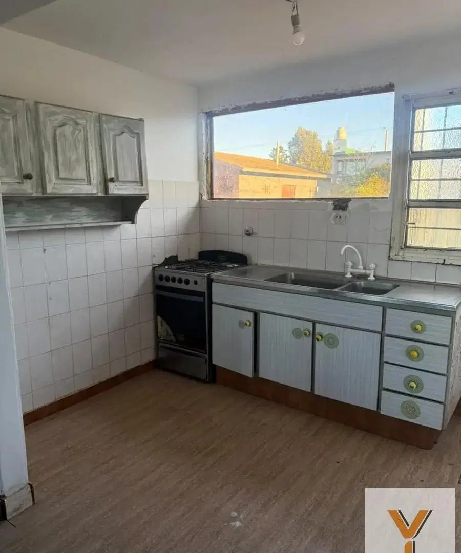Casa en Venta - 2 Dormitorios 2 Baños - 330mts - Mar Del Plata 3